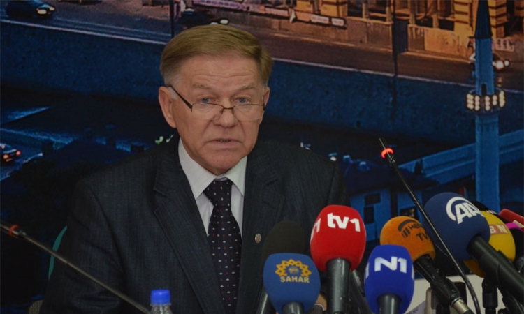 Komšić: Ulice Sarajeva postale poligon za utrke 