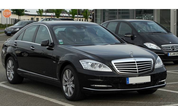Najskuplji mercedes plaćen 228.636 KM