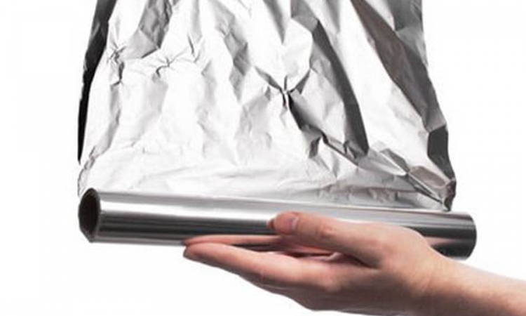 Oslobodite se bola uz pomoć aluminijumske folije