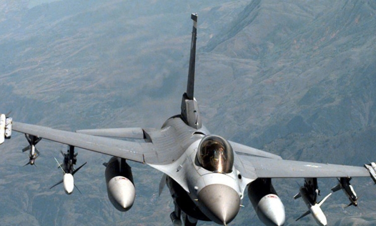 Holandski lovci presreli ruski avion