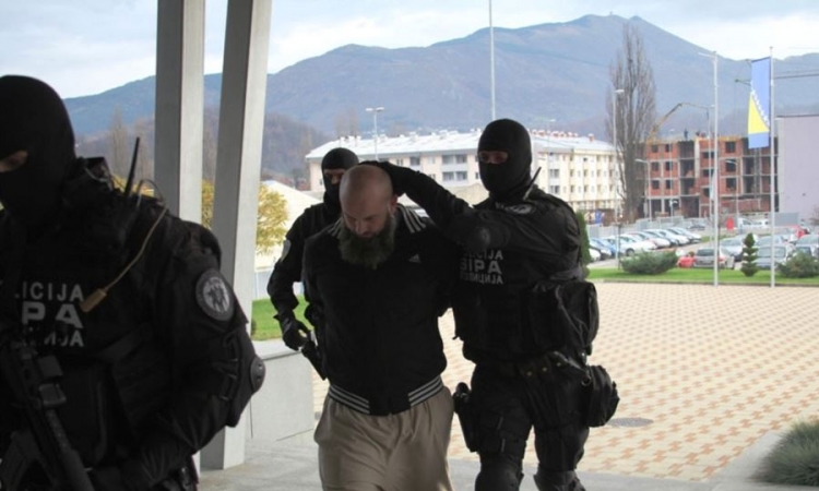 Ambasada SAD: Rigorozno procesuirati osumnjičene za terorizam