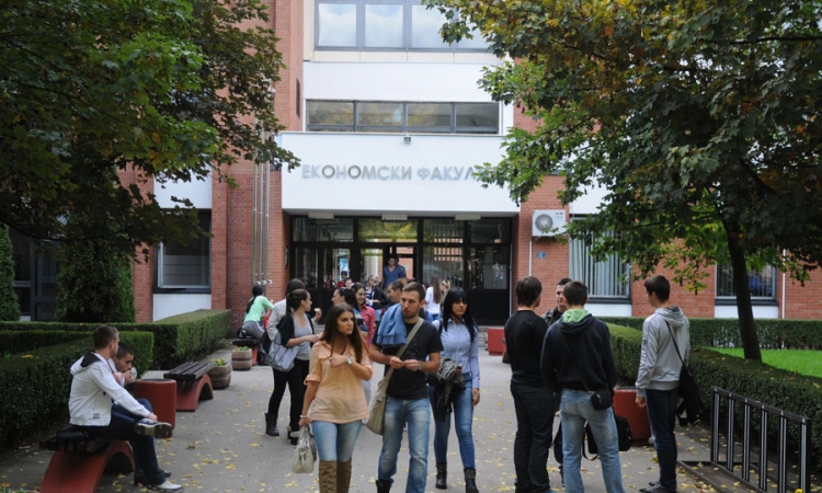 Studenti traže pomoć i za hranu