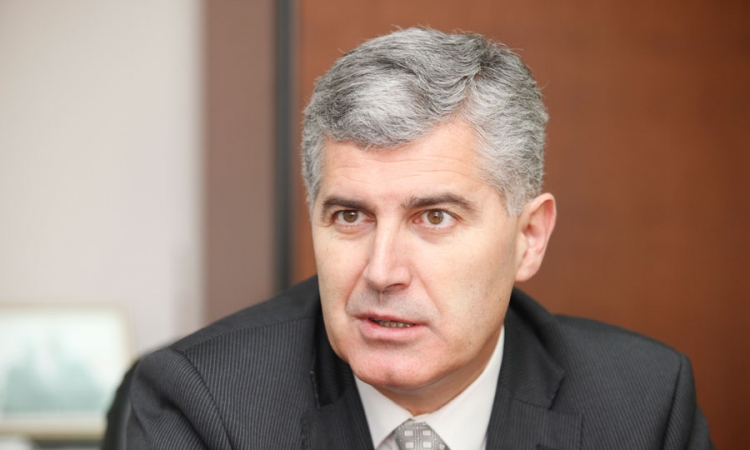 Brzo formiti vlasti