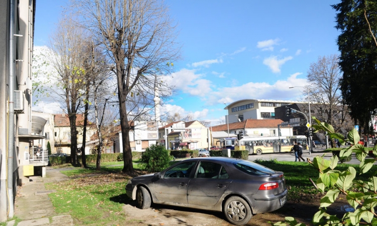 Parking mjesto nemoguća misija za stanare