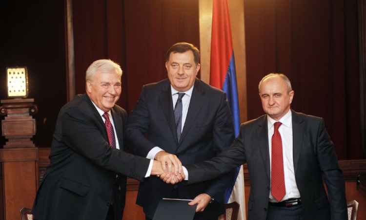 Potpisan Sporazum o zajedničkom djelovanju SNSD-a, DNS-a i SP-a