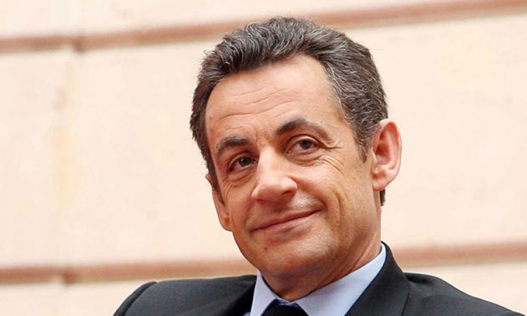 Sarkozi: Pariz treba da isporuči Rusiji "mistrale"