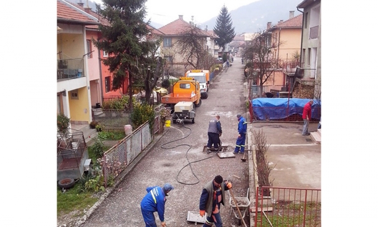 Ulica Petra Kočića u Foči dobija novi asfalt