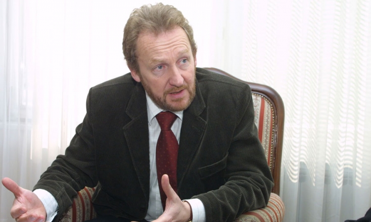 Izetbegović traži izvinjenje od Dodika