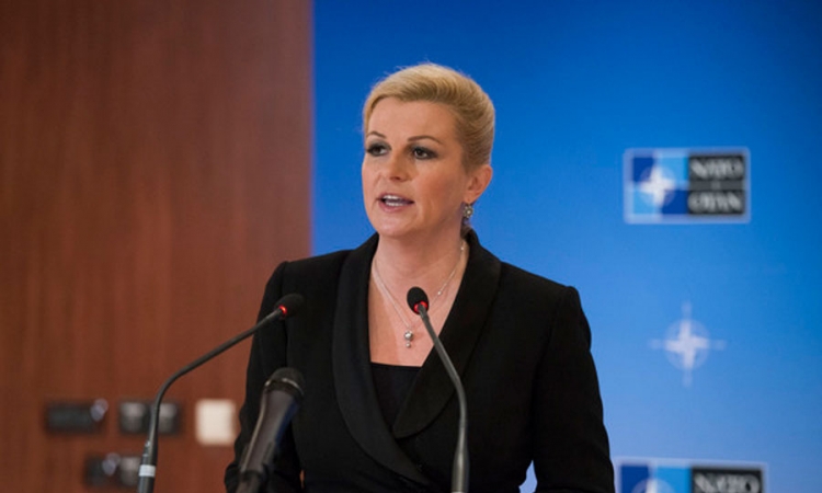 Grabar-Kitarović: Srbija se vrlo jasno mora ograditi od Šešeljevih stavova
