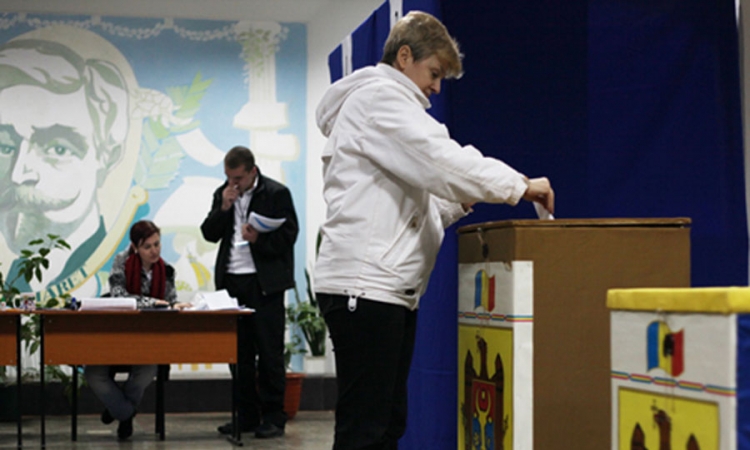  Moldavija bira između EU i Rusije