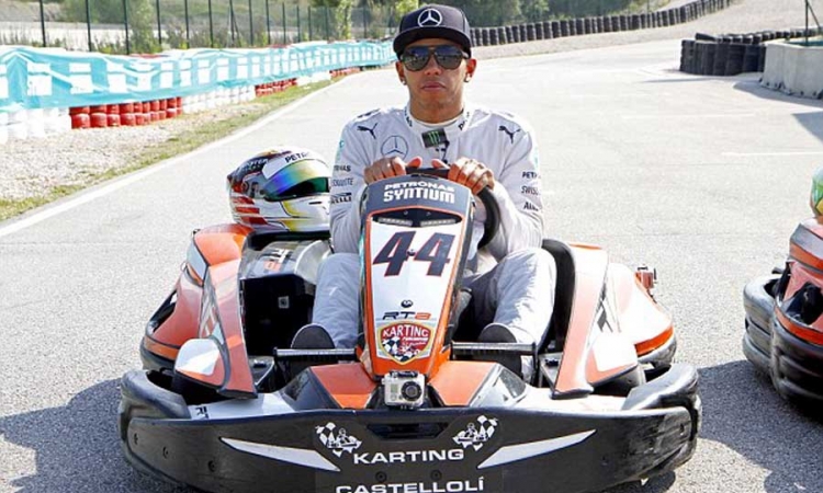 Hamilton ne želi broj 1 na bolidu