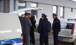Privremeno suspendovana tri službenika
