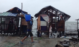 Tajfun pogodio Filipine, evakuisano oko milion ljudi