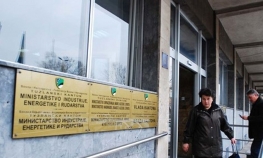 Deset hiljada radnika izlazi na ulice?
