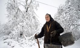 Pogledajte kako žive stanovnici sela okovanih snijegom i ledom