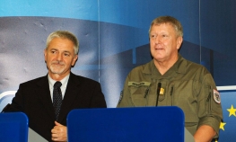 Hajdeker: Ostajemo posvećeni BiH i njenim građanima