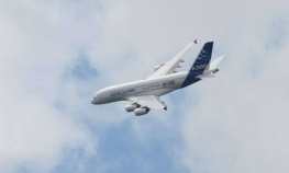 Obustavljen avionski i željeznički saobraćaj