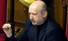 Turčinov: Rusija bi svakog trenutka mogla početi rat