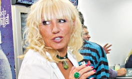 Nada Topčagić prebila lopova