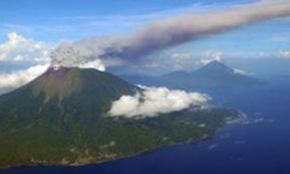 U erupciji vulkana jedna osoba nestala, četiri povrijeđene