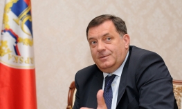 Dodik čestitao Božić vjernicima katoličke vjeroispovijesti