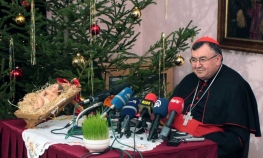 Kardinal Puljić: Božić treba više da nas učini ljudima