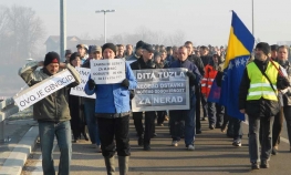 Pješke napuštaju BiH
