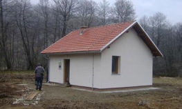 Novi mjesni vodovod i tri stambene jedinice u Foči