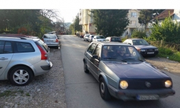 Ulice u centru Banjaluke bez trotoara i pješačkih prelaza