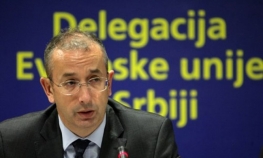 Devenport: Brisel ne traži priznanje Kosova