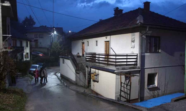Beba ubijena, roditelji privedeni