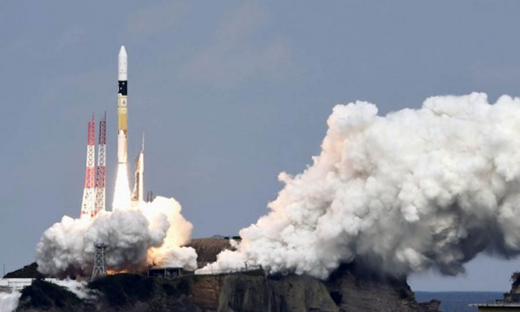 Japanci planiraju dizanje u vazduh kratera na asteroidu