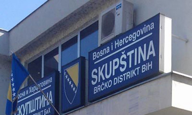Poslanici o posljedicama deponovanja novca u Bobar banci