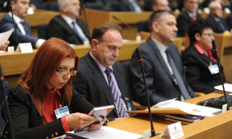 Istražujemo koja imena će birati poslanici NS RS