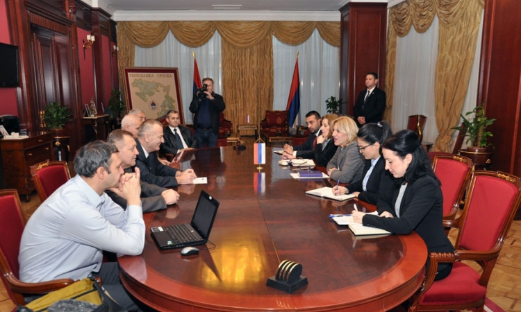 Radnik treba da živi od svoje plate