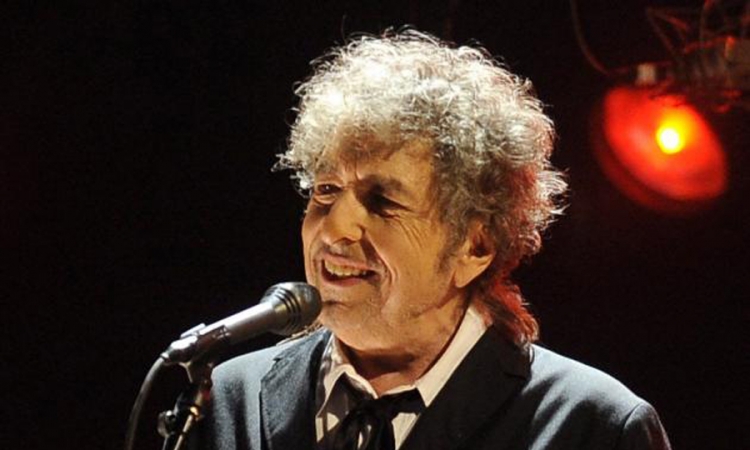 Bob Dilan objavljuje novi album 3. februara 2015.