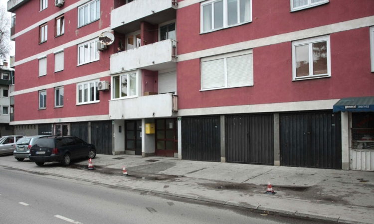 Dopuzao do vozila i pokvario kočnice