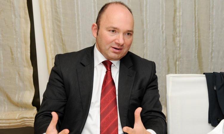 Pamer: Zavrnuti finansijske slavine ako BiH ne ispuni obaveze