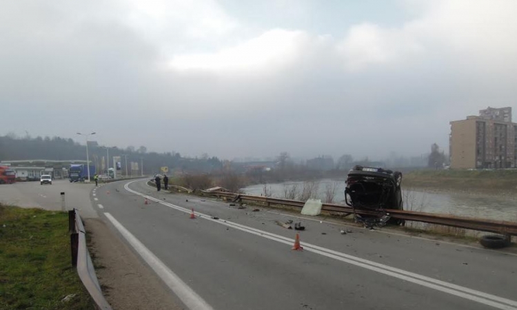 Četvoro povrijeđenih na izlazu iz Zenice