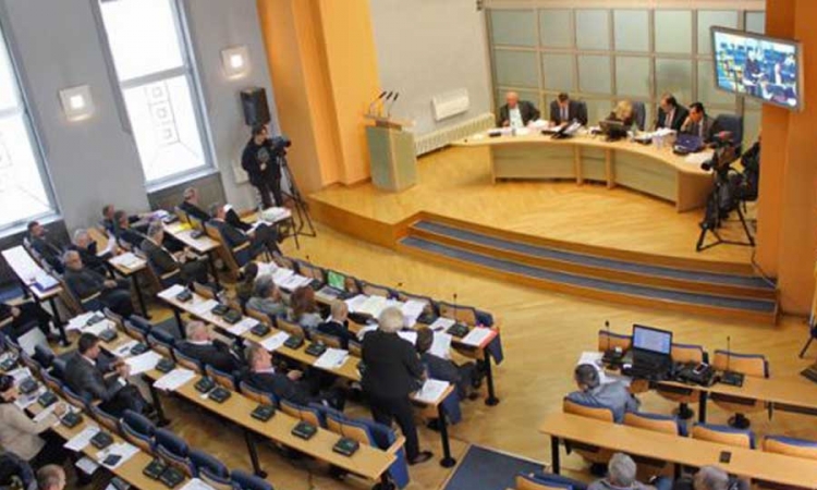 Zapošljavanja zakočila pregovore