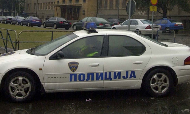 Izbjegao hapšenje pucajući u policiju