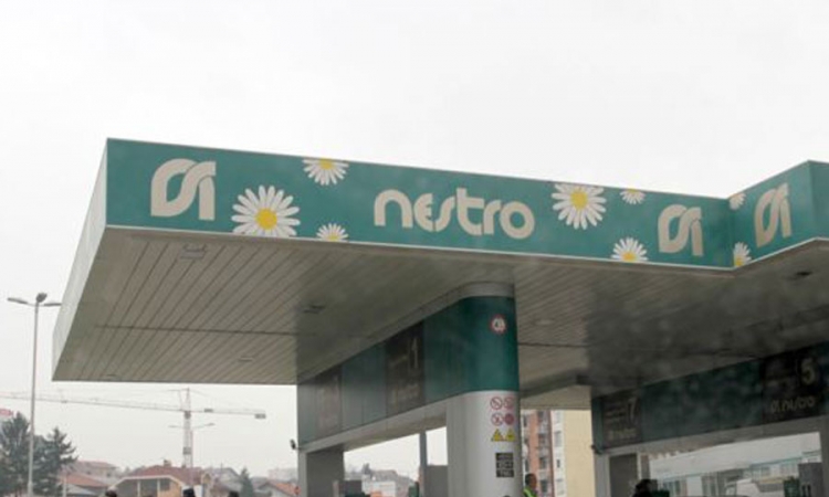 Maloljetnik opljačkao "Nestro petrol"