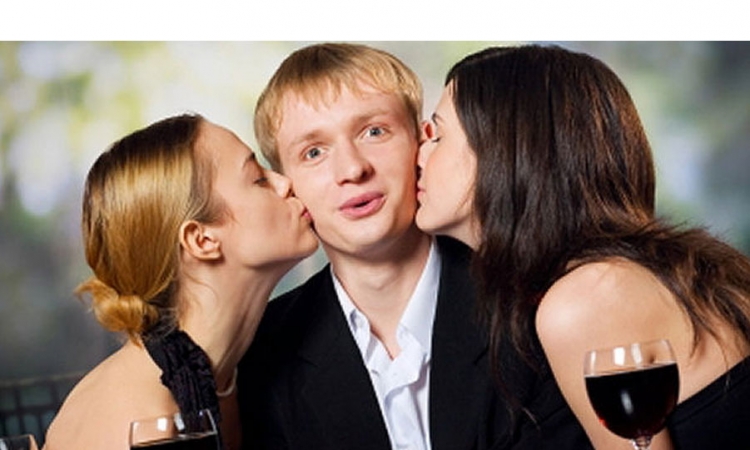 Želi li svaki muškarac seks u troje?