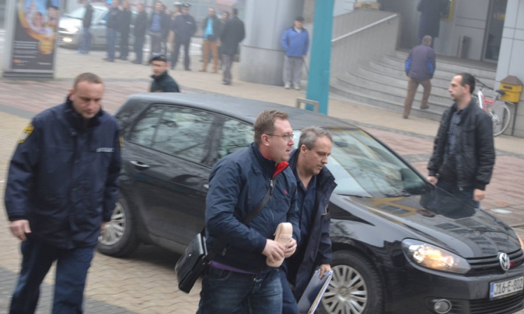 Paralisan rad Vlade USK