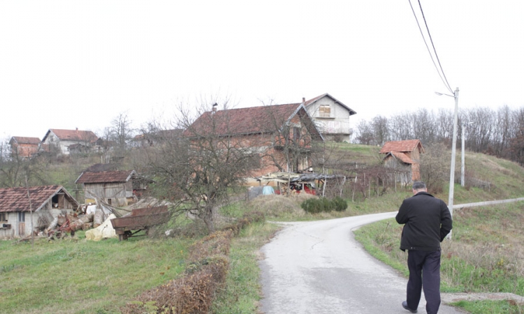 Mještani i poštari na mukama