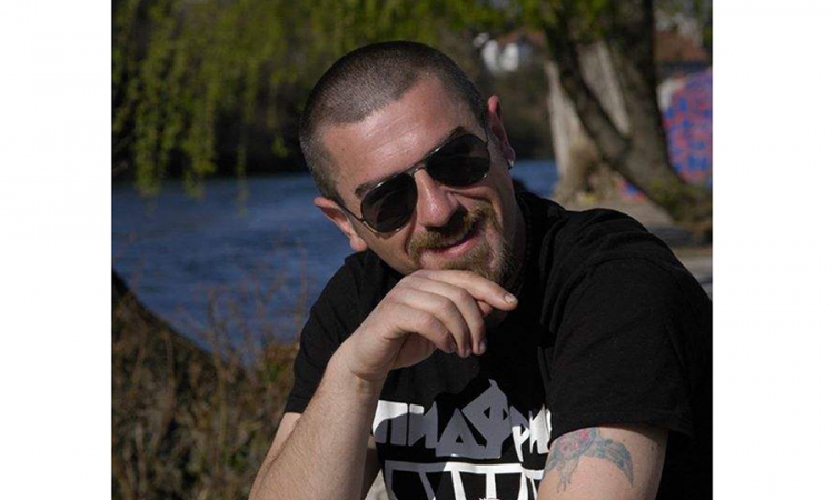 "Borilački klub" apsurdna satira