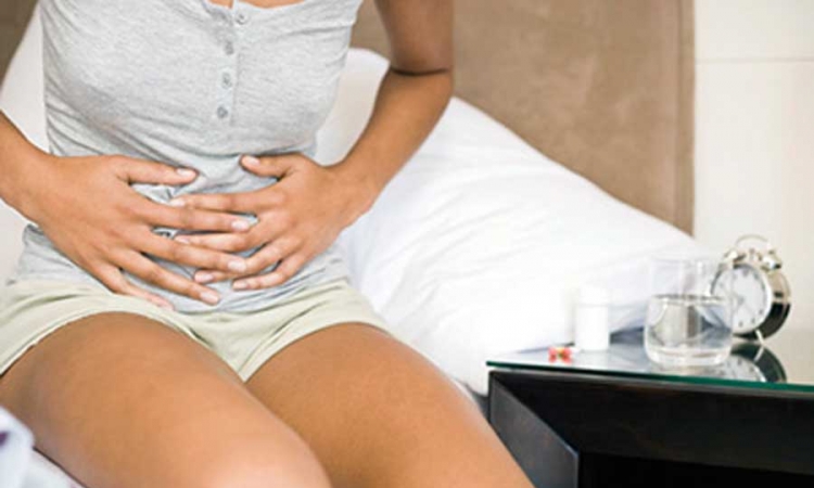 Pušenje dodatno pogoršava menstrualne bolove
