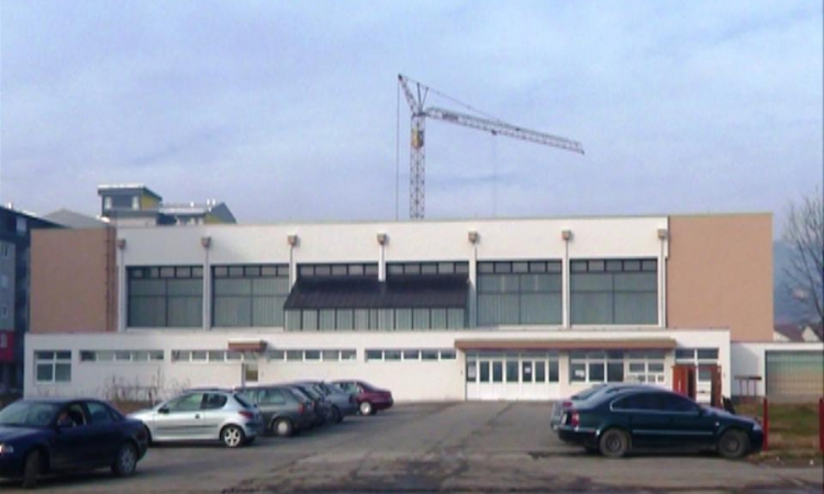 Dvorani isključena struja zbog duga