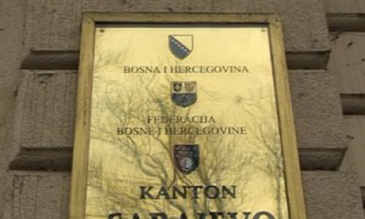 Službenici prijete generalnim štrajkom