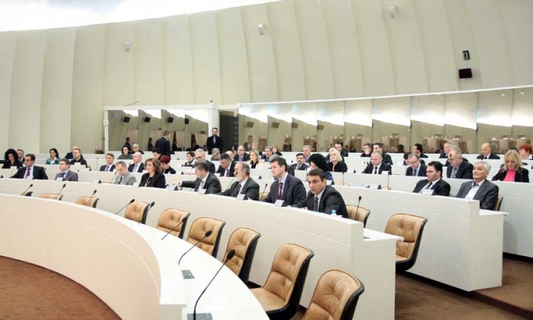 Usvojili prvi zakon i kompletirali komisije